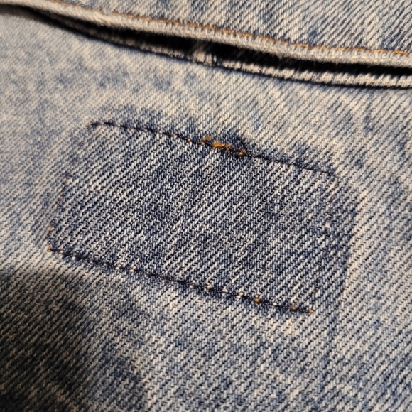 Vintage Levi's 80's Trucker Jacket - Picture 12 of 16